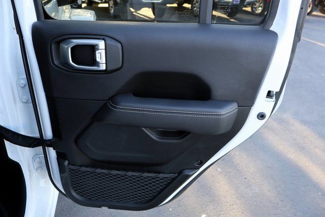 Used 2021 Jeep Gladiator Overland w/ Popular Equipment Package image 24