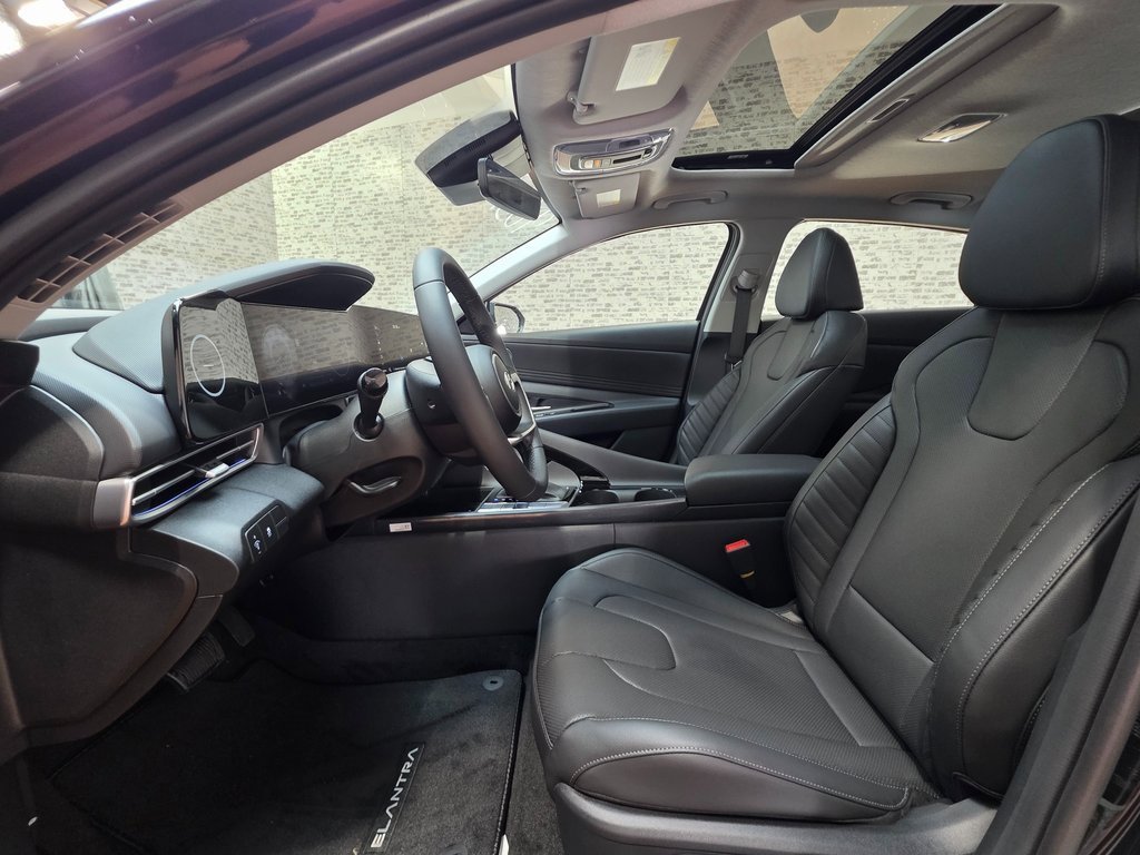 New 2026 Hyundai Elantra Limited image 22