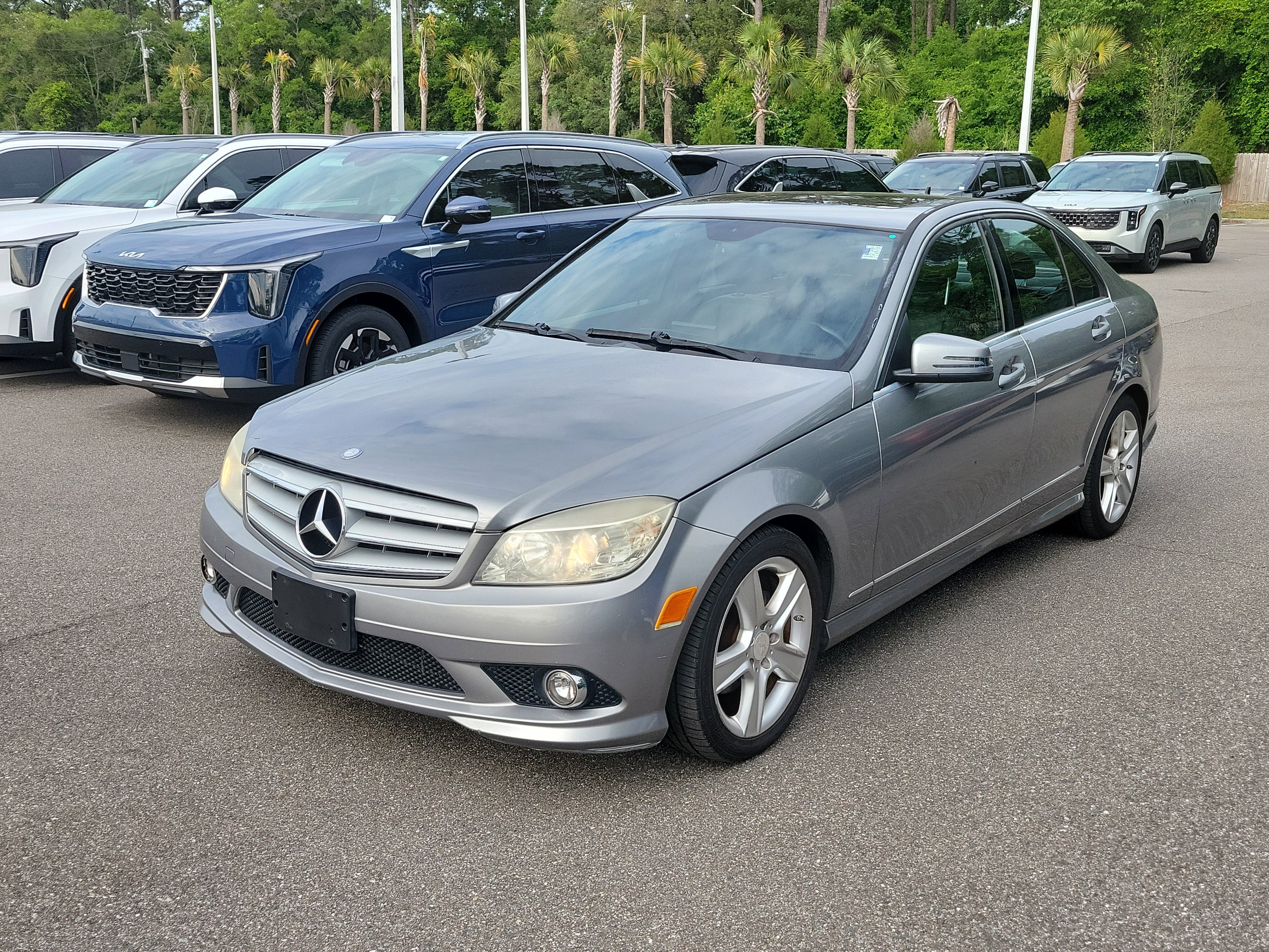 Used 2010 Mercedes-Benz C 300 Sedan image 46