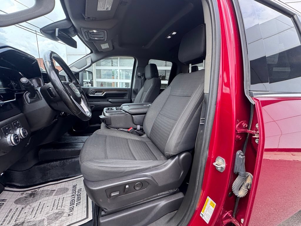Used 2024 GMC Sierra 2500 SLE AWD/4WD image 14