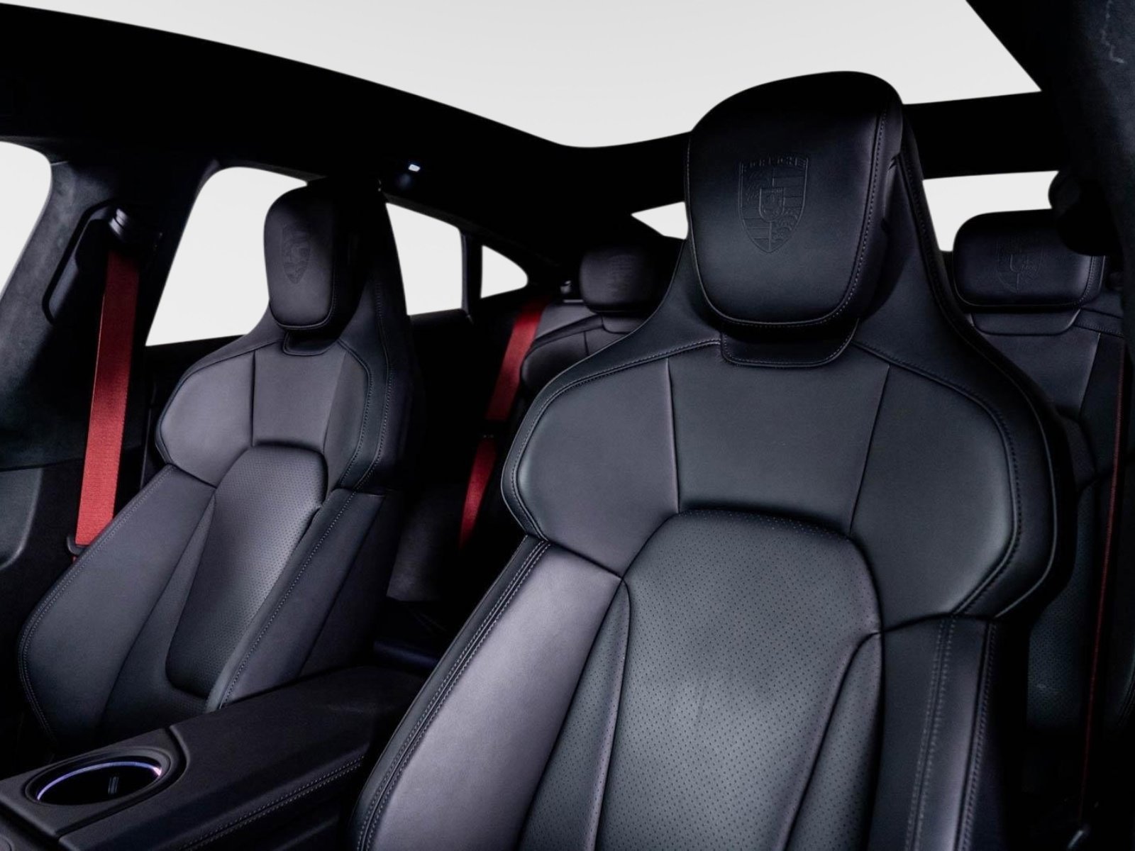 Used 2024 Porsche Taycan GTS w/ Premium Package (P6U) image 3