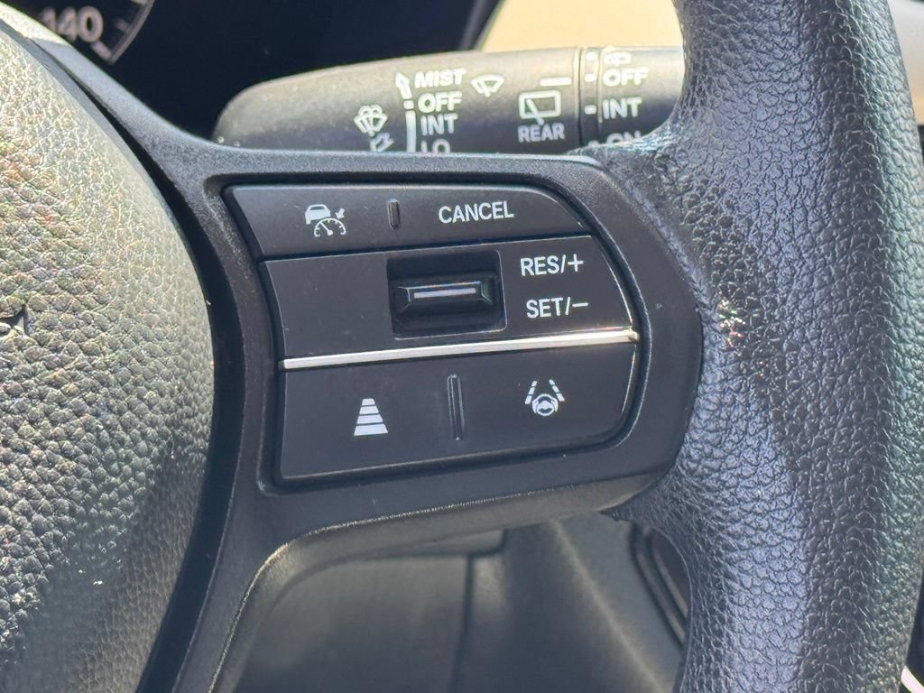 Used 2023 Honda HR-V LX image 16