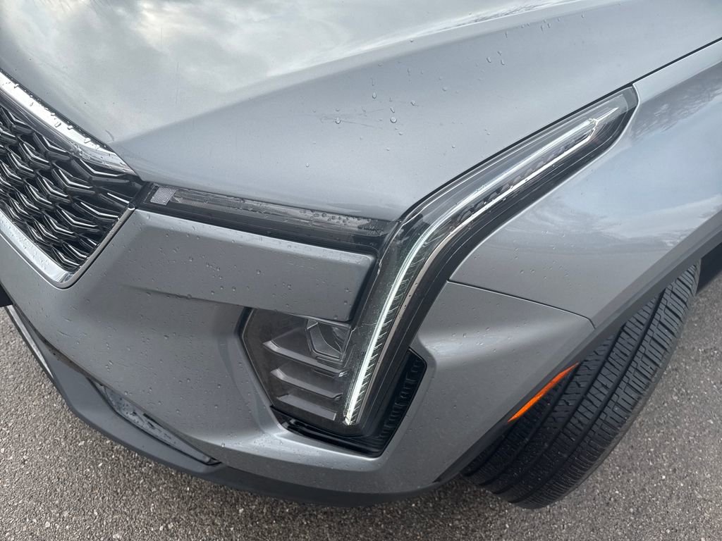 Used 2024 Cadillac XT4 Premium Luxury image 34