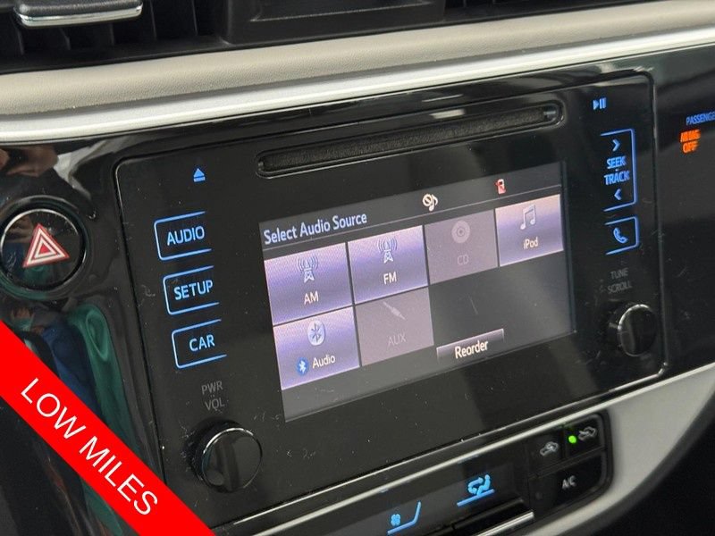 Used 2018 Toyota Corolla LE FWD image 23