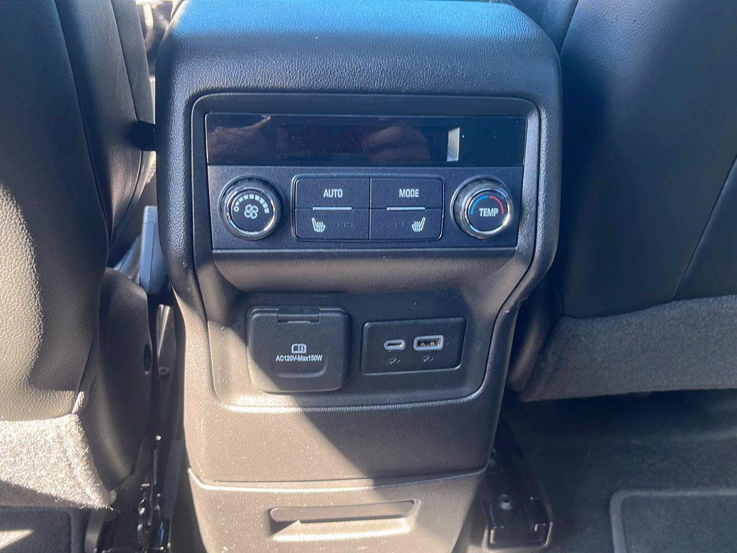 Certified 2021 GMC Acadia SLT w/ Technology Package AWD/4WD image 14