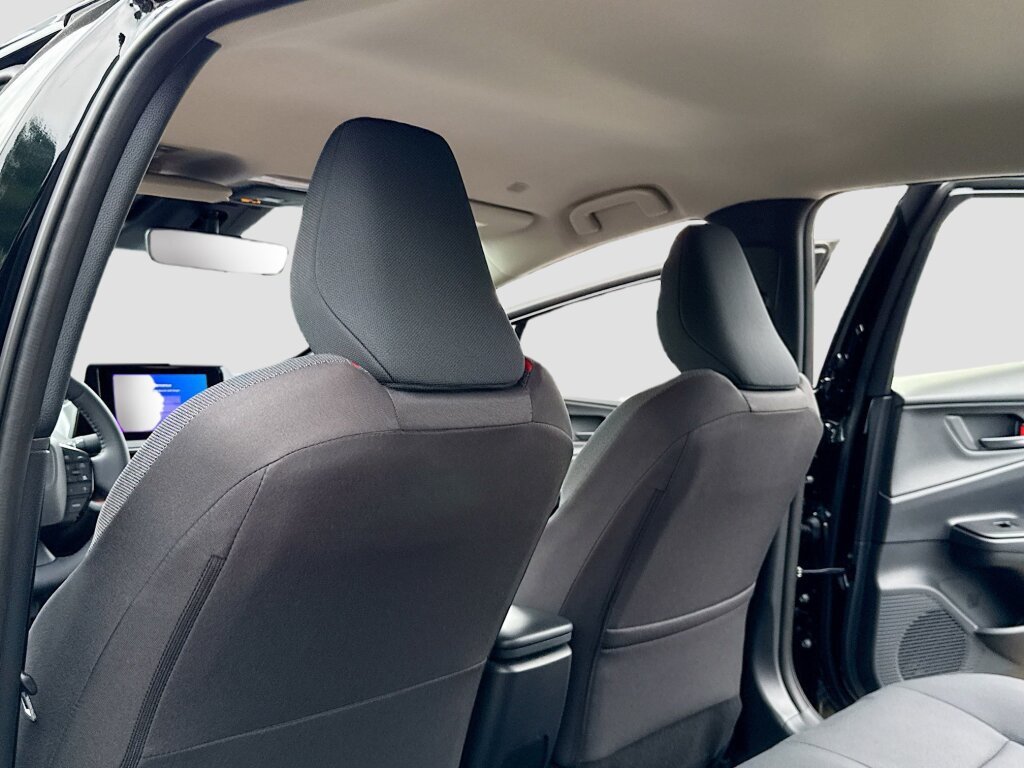 New 2026 Toyota Prius Plug-In Hybrid FWD image 6