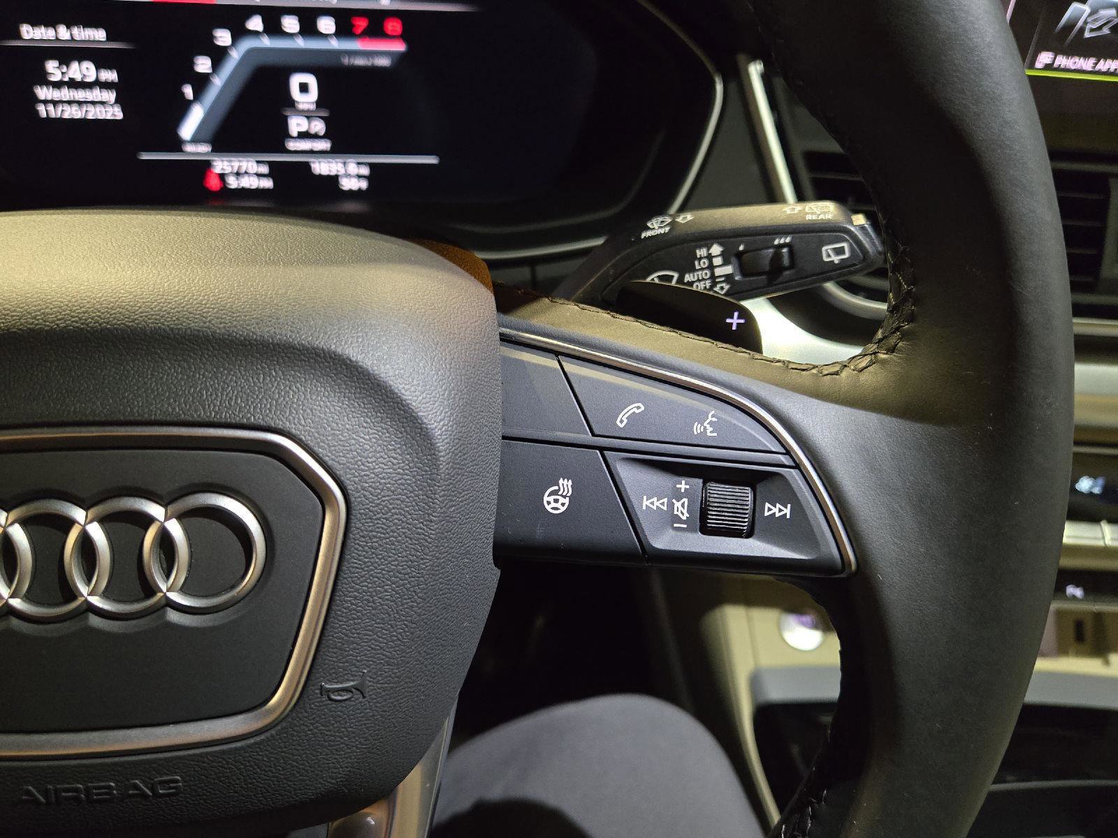 Used 2025 Audi Q5 2.0T Premium image 31