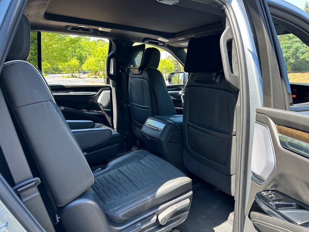 Used 2025 Cadillac Escalade Sport Platinum w/ LPO, Floor Liner Package AWD/4WD image 59