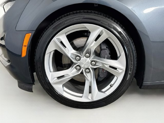 Used 2023 Chevrolet Camaro LT w/ Technology Package RWD image 30
