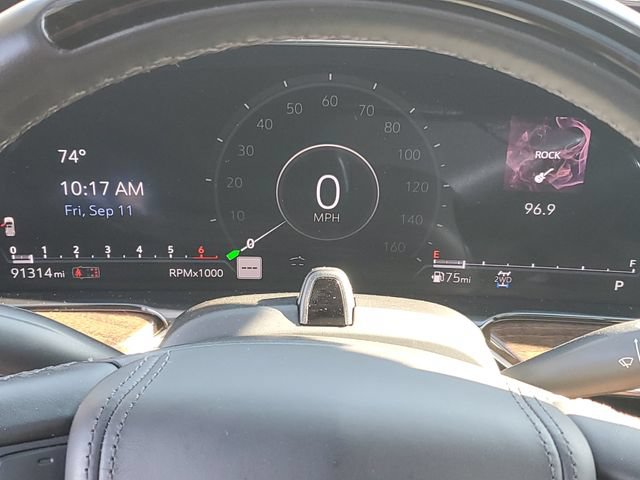 Certified 2022 Cadillac Escalade Premium Luxury Platinum AWD/4WD image 19