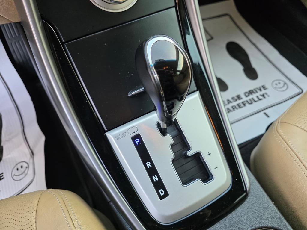 Used 2011 Hyundai Elantra Limited image 31