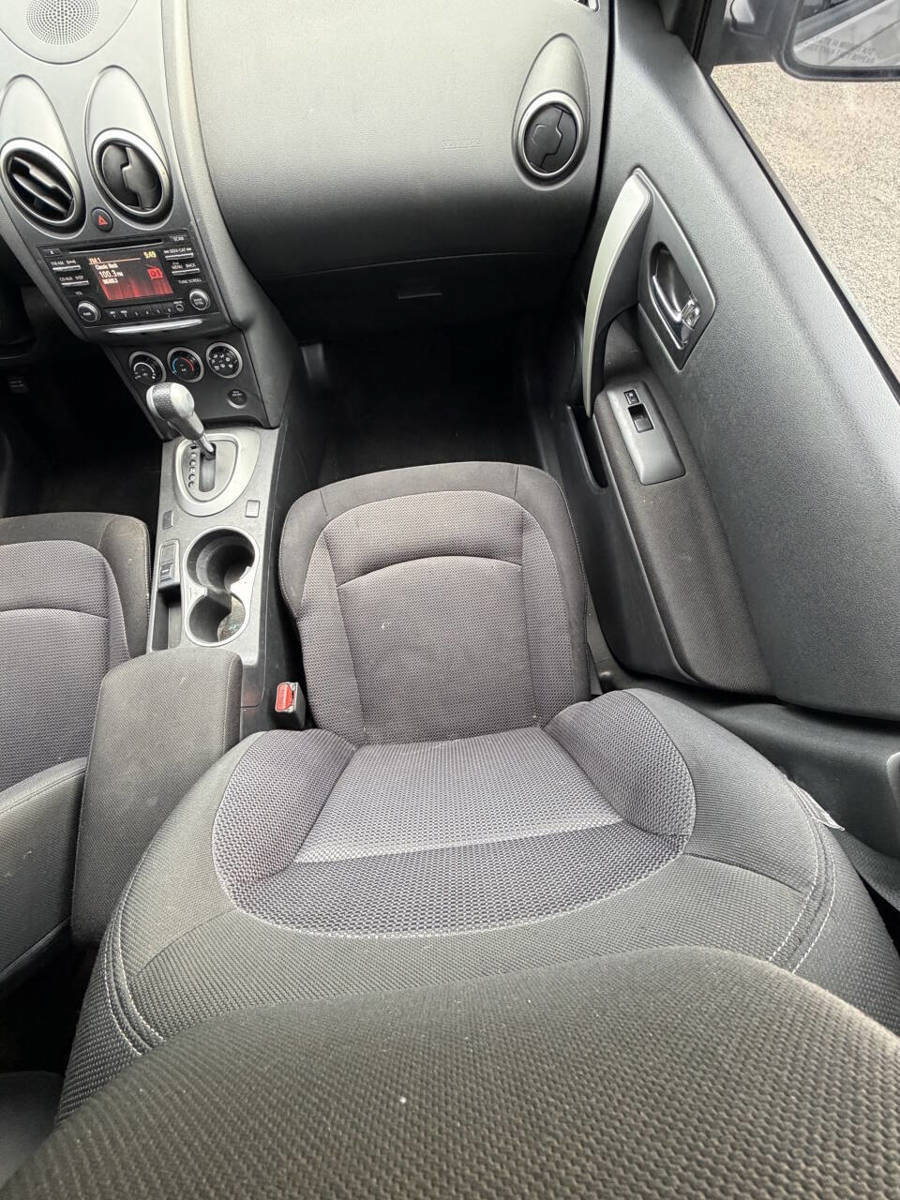 Used 2012 Nissan Rogue SV AWD/4WD image 35