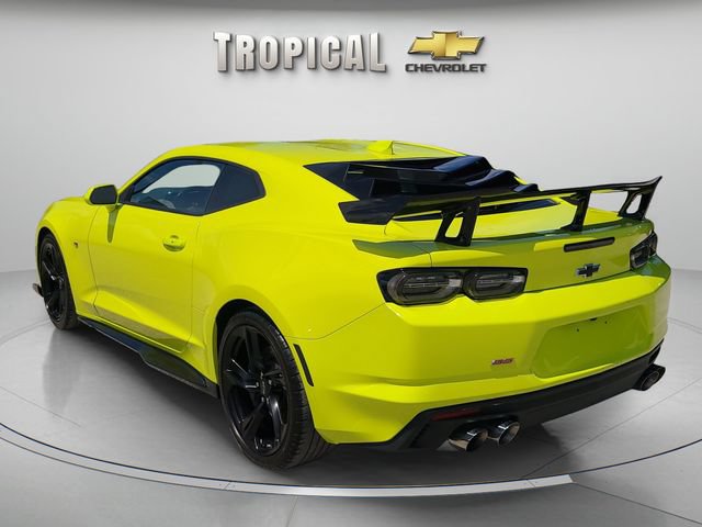 Used 2021 Chevrolet Camaro SS RWD image 2