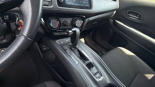 Used 2022 Honda HR-V Sport image 30