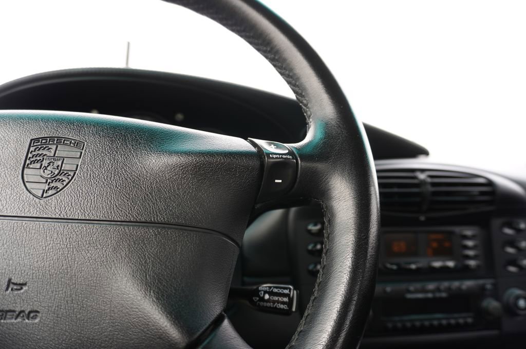 Used 2001 Porsche 911 Carrera RWD image 23