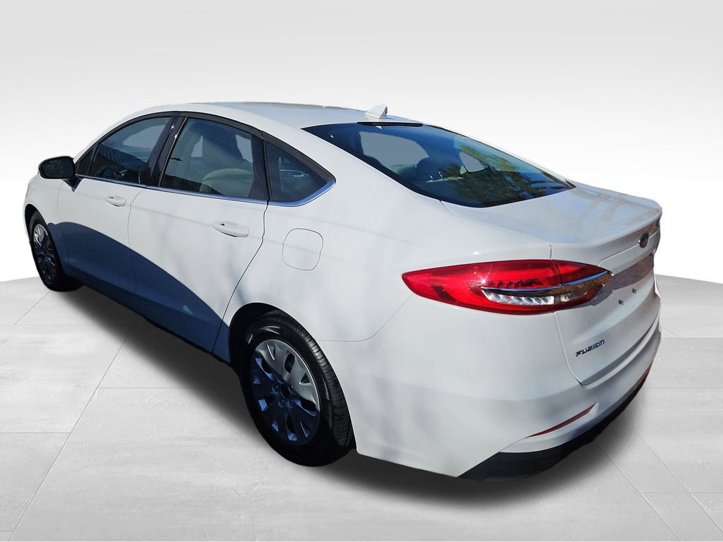 Used 2020 Ford Fusion S image 4