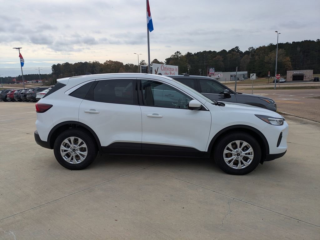 Used 2023 Ford Escape Active w/ Tech Pack #2 image 5
