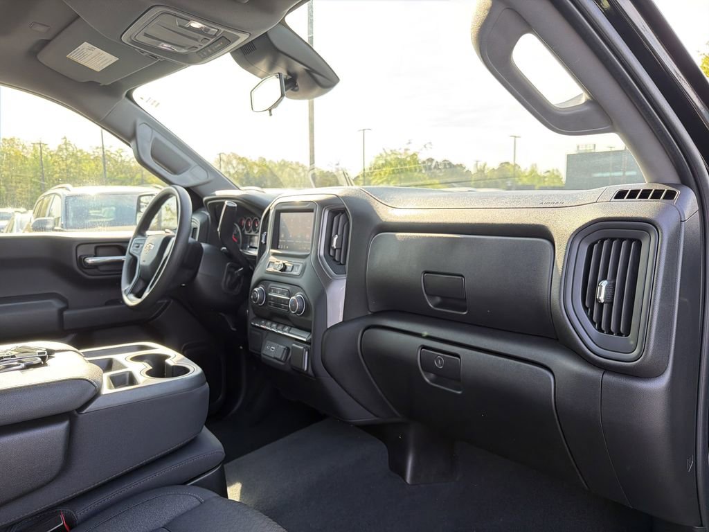 Used 2022 Chevrolet Silverado 1500 Custom AWD/4WD image 18