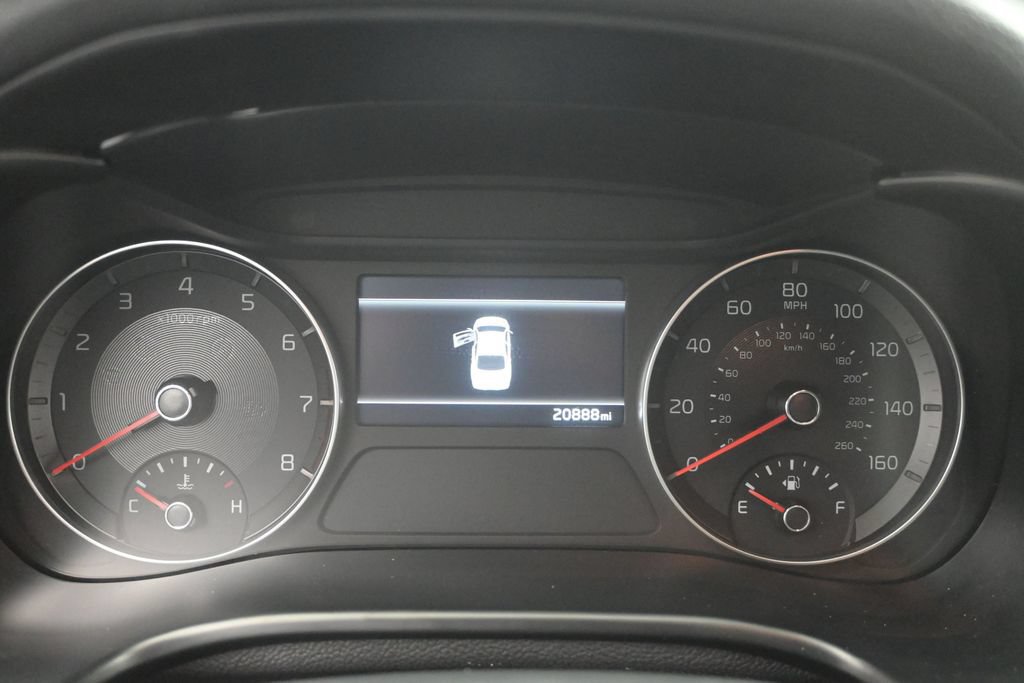 Used 2024 Kia Forte LXS w/ LXS Technology Package FWD image 11