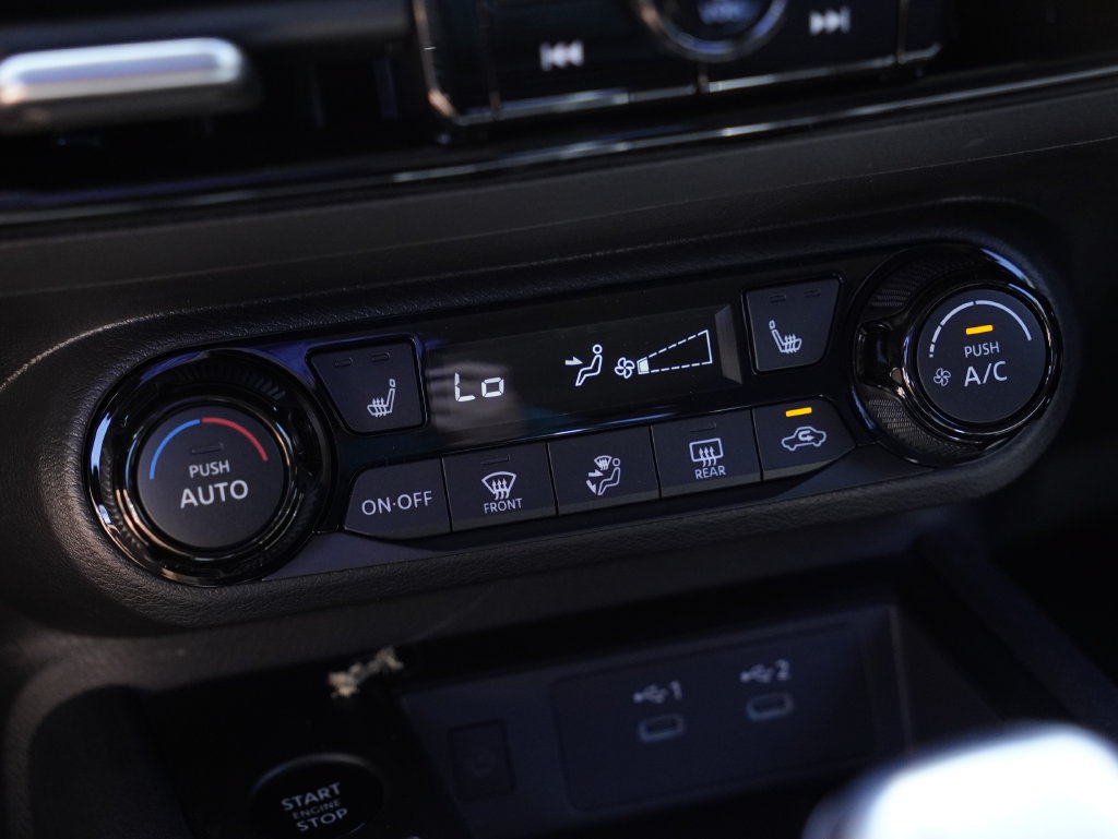 New 2026 Nissan Kicks SV w/ Cold Weather Package FWD image 17