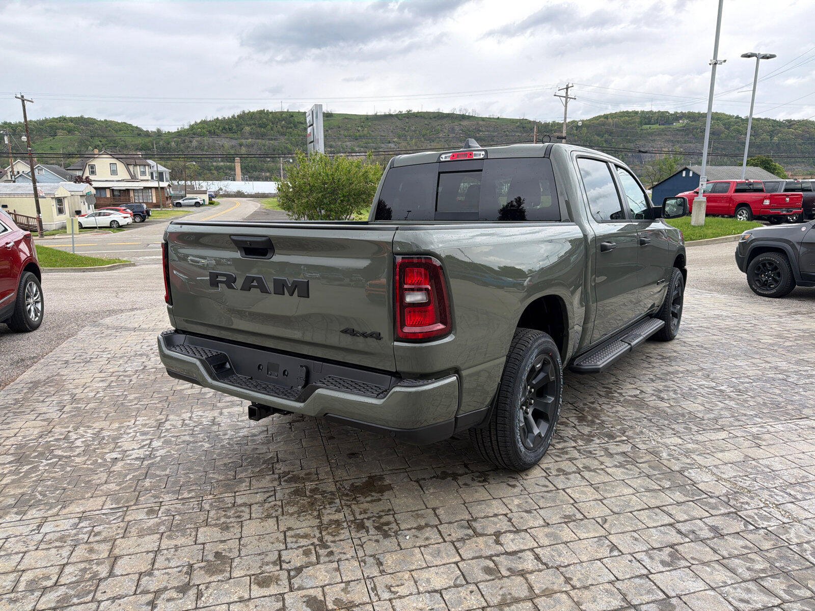 New 2026 RAM 1500 Express AWD/4WD image 8