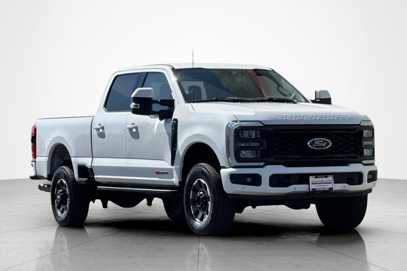Used 2023 Ford F250 Lariat w/ Lariat Ultimate Package AWD/4WD image 7