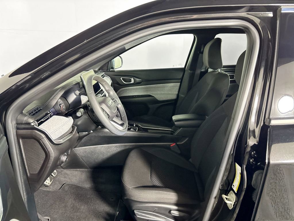 Used 2024 Jeep Compass Sport AWD/4WD image 11