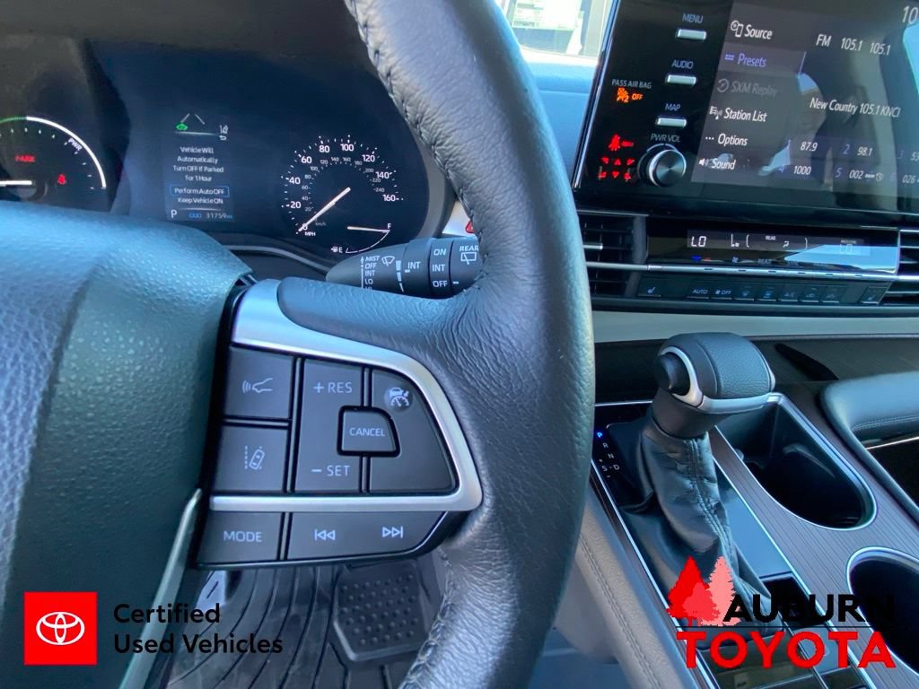 Certified 2023 Toyota Sienna XLE FWD image 44