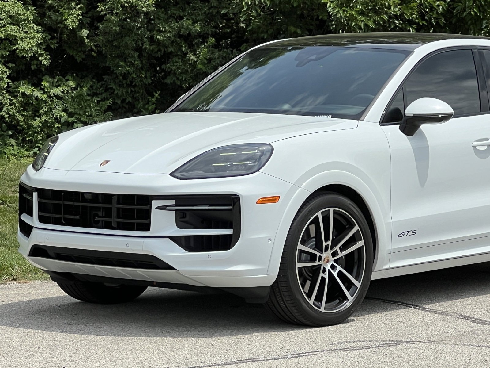 Certified 2025 Porsche Cayenne GTS image 10