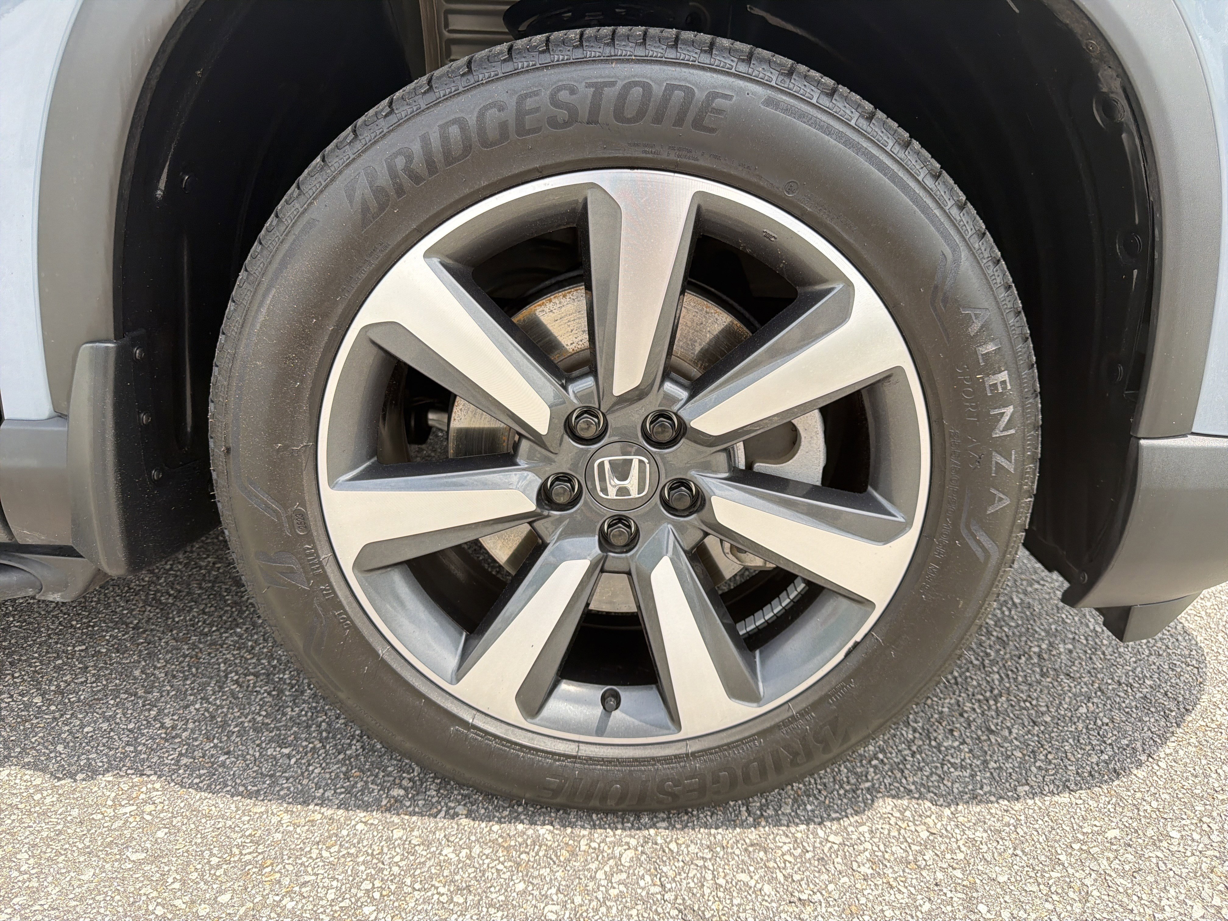 Used 2023 Honda Pilot Elite image 22