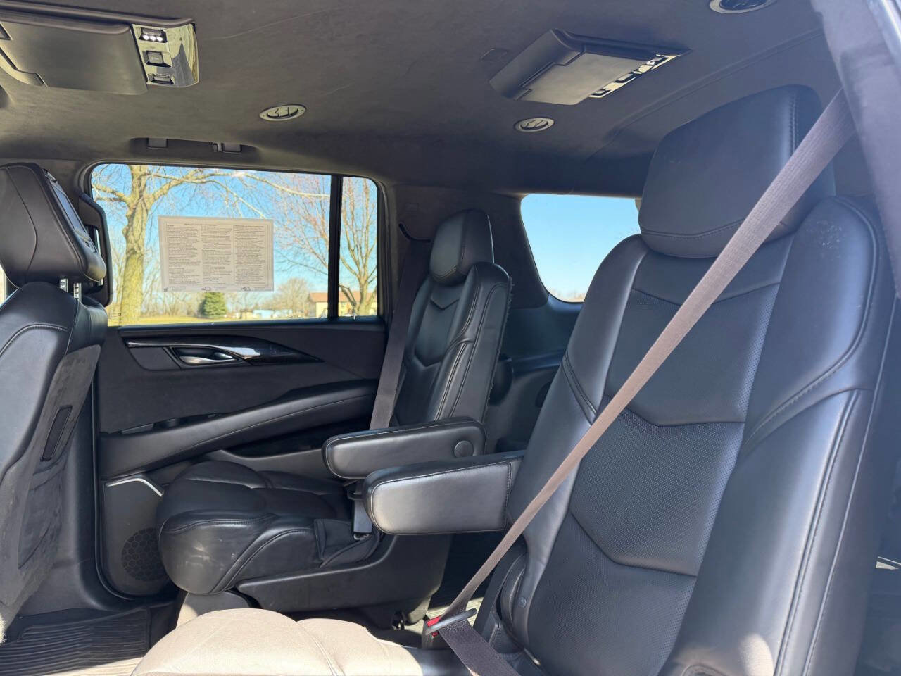 Used 2017 Cadillac Escalade ESV Platinum image 15