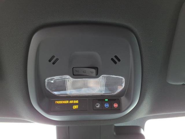 New 2026 Chevrolet Trax RS w/ Driver Confidence Package FWD image 25