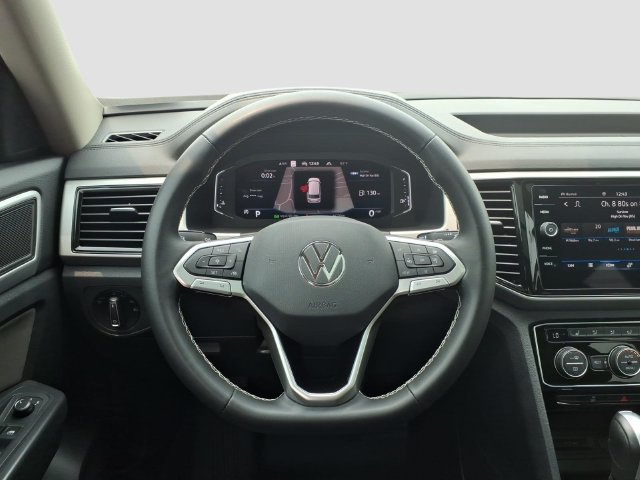 Used 2023 Volkswagen Atlas SEL AWD/4WD image 8