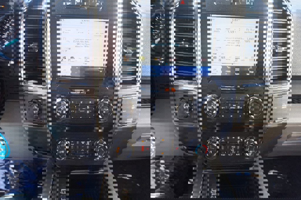 Used 2020 Ford F150 XLT w/ Equipment Group 302A Luxury image 12