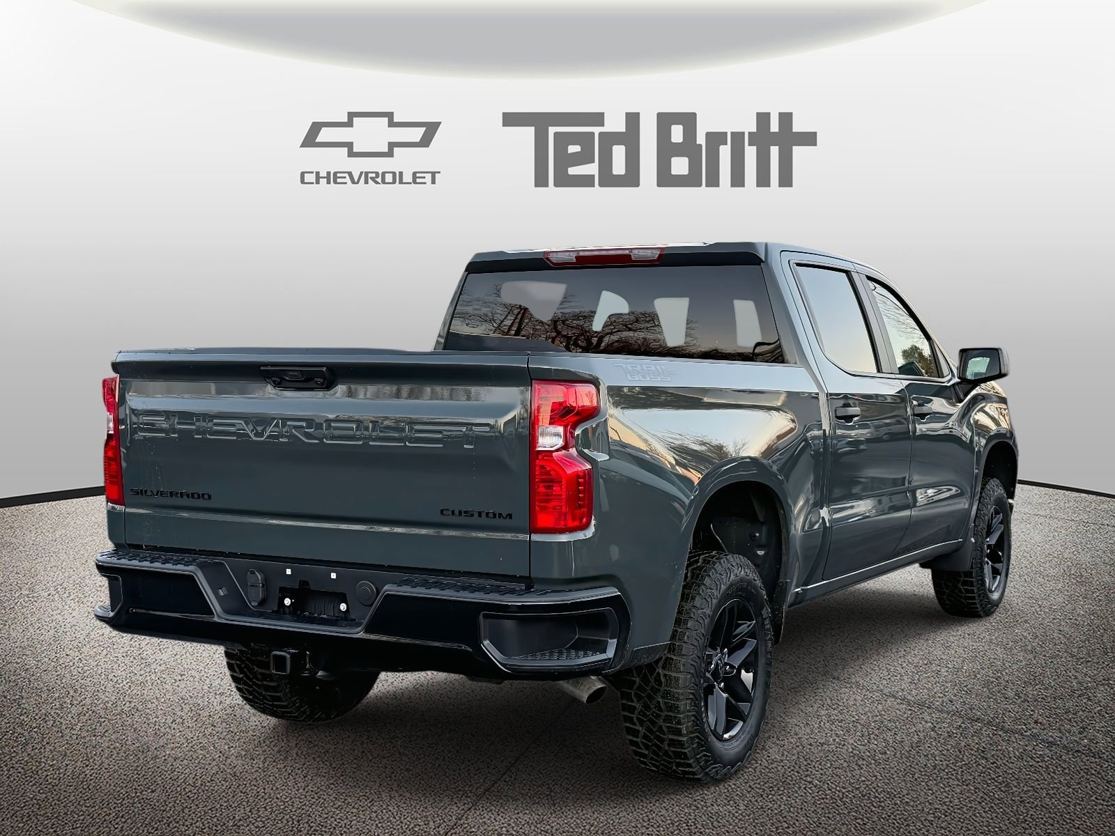 New 2026 Chevrolet Silverado 1500 Custom Trail Boss w/ Dark Appearance Package image 4
