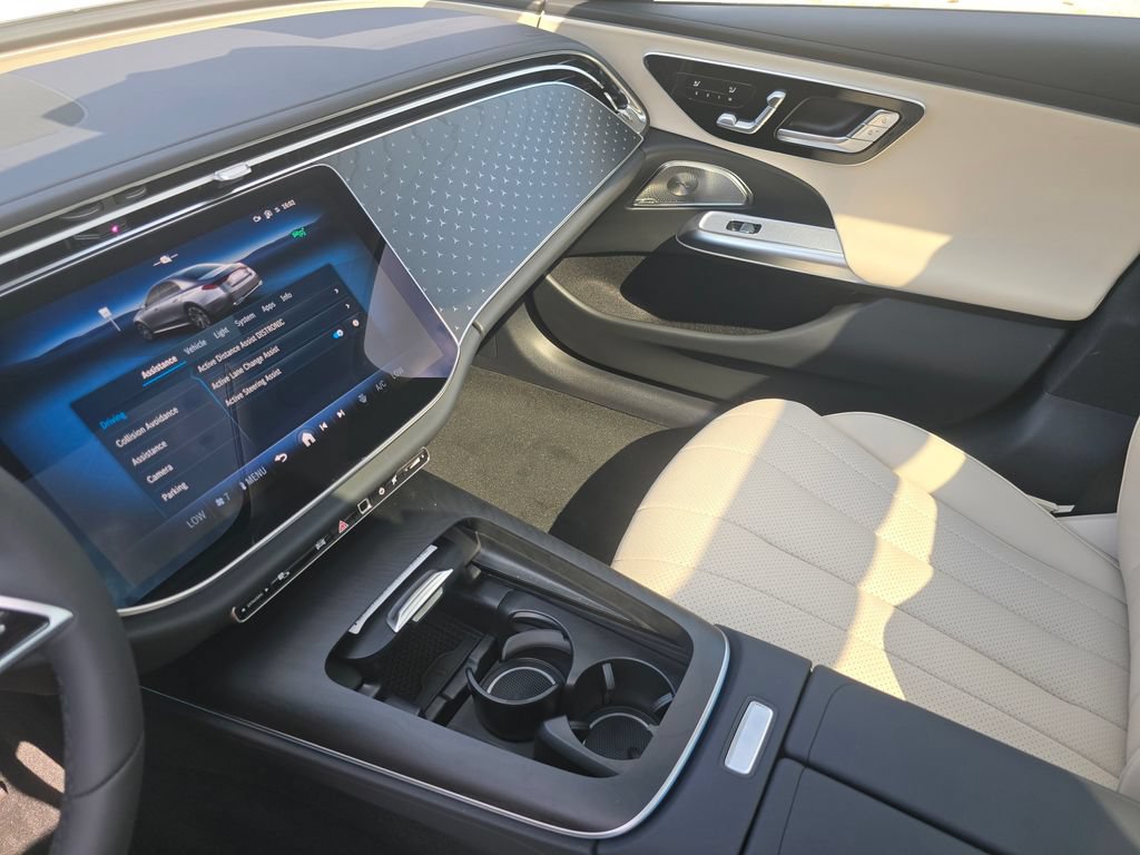 New 2027 Mercedes-Benz E 350 4MATIC Sedan image 31