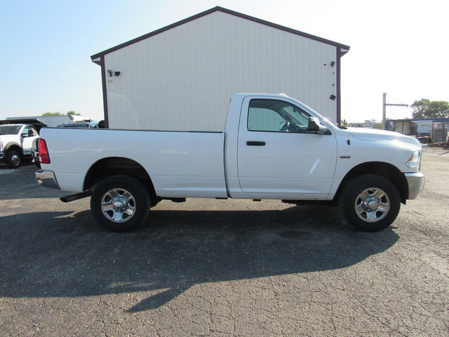 Used 2018 RAM 2500 Tradesman w/ Chrome Appearance Group AWD/4WD image 2