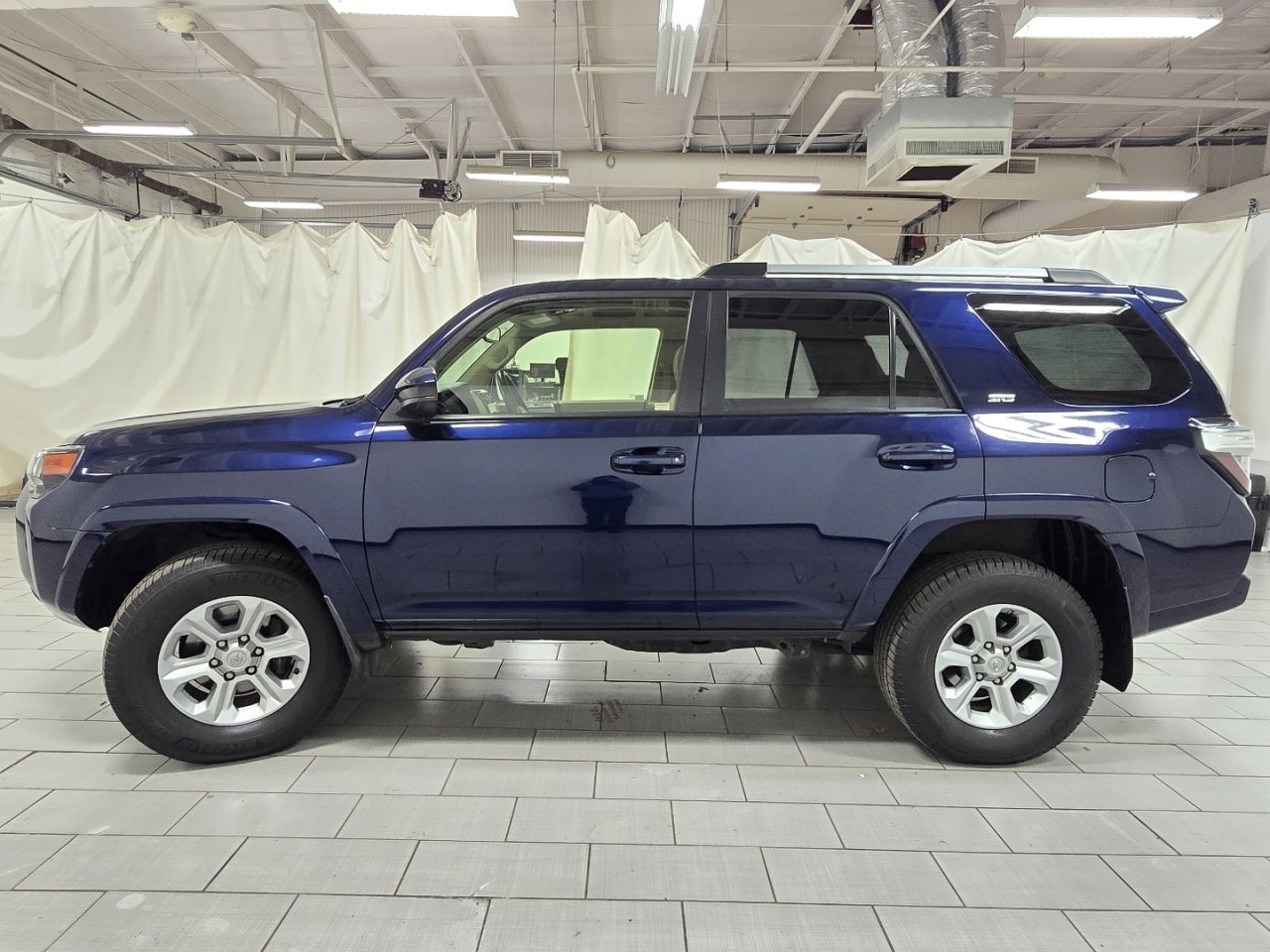 Certified 2020 Toyota 4Runner SR5 image 11