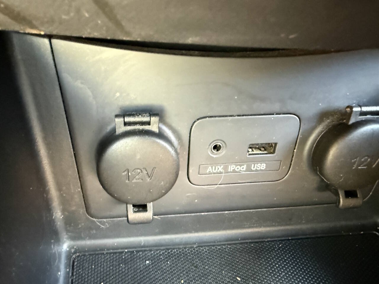 Used 2010 Kia Forte SX FWD image 23