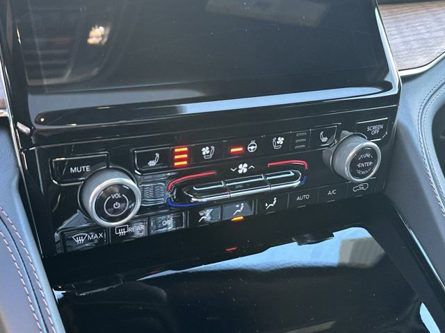 New 2025 Jeep Grand Cherokee Summit image 26