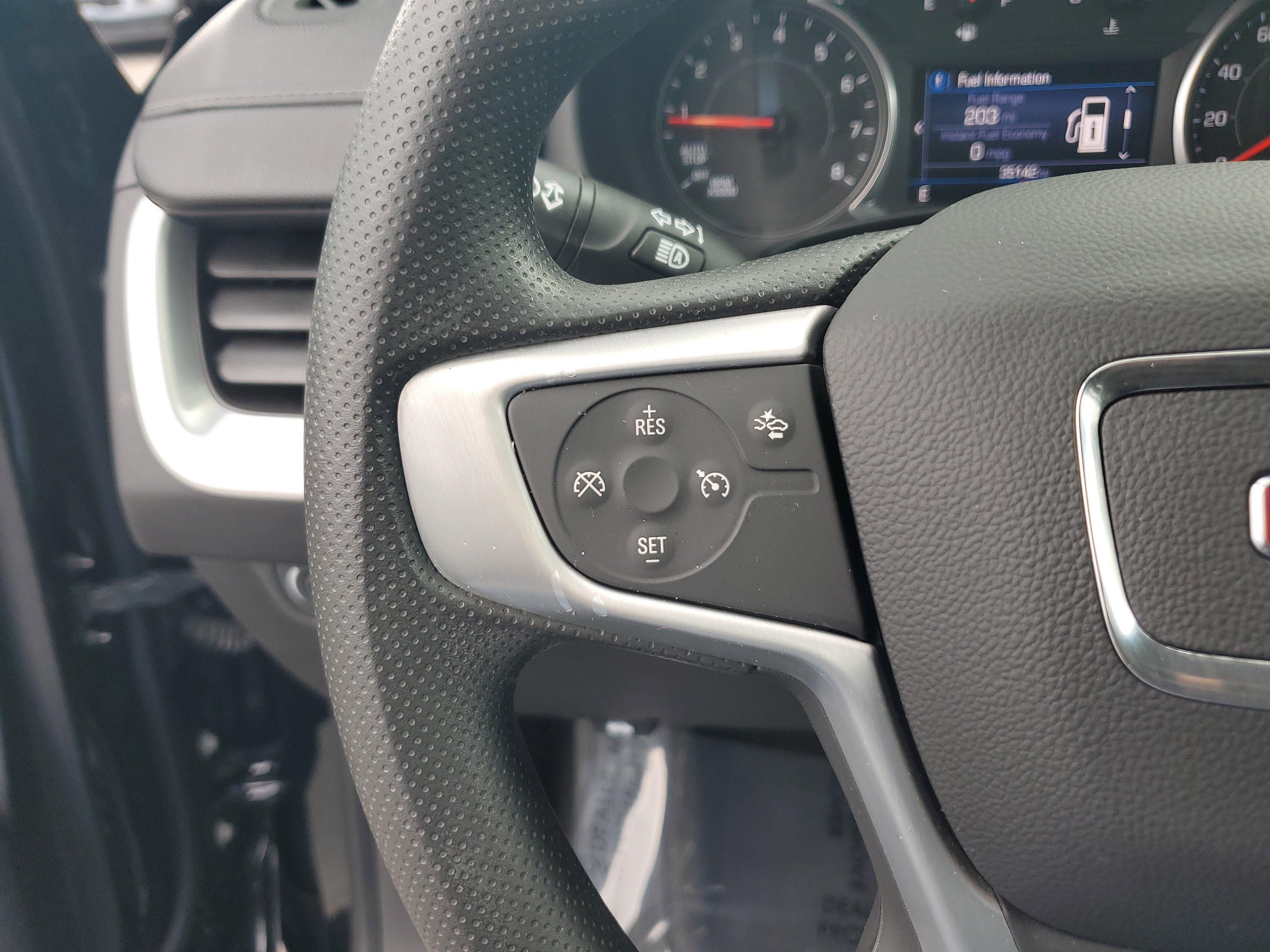 Used 2022 GMC Terrain SLE w/ Driver Convenience Package image 21