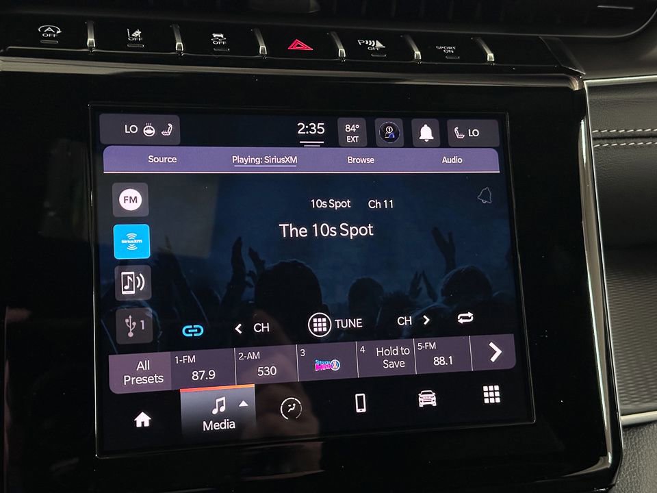 New 2025 Jeep Grand Cherokee L Altitude image 36