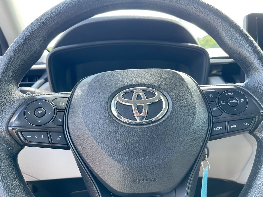 Certified 2023 Toyota Corolla Cross L AWD/4WD image 7