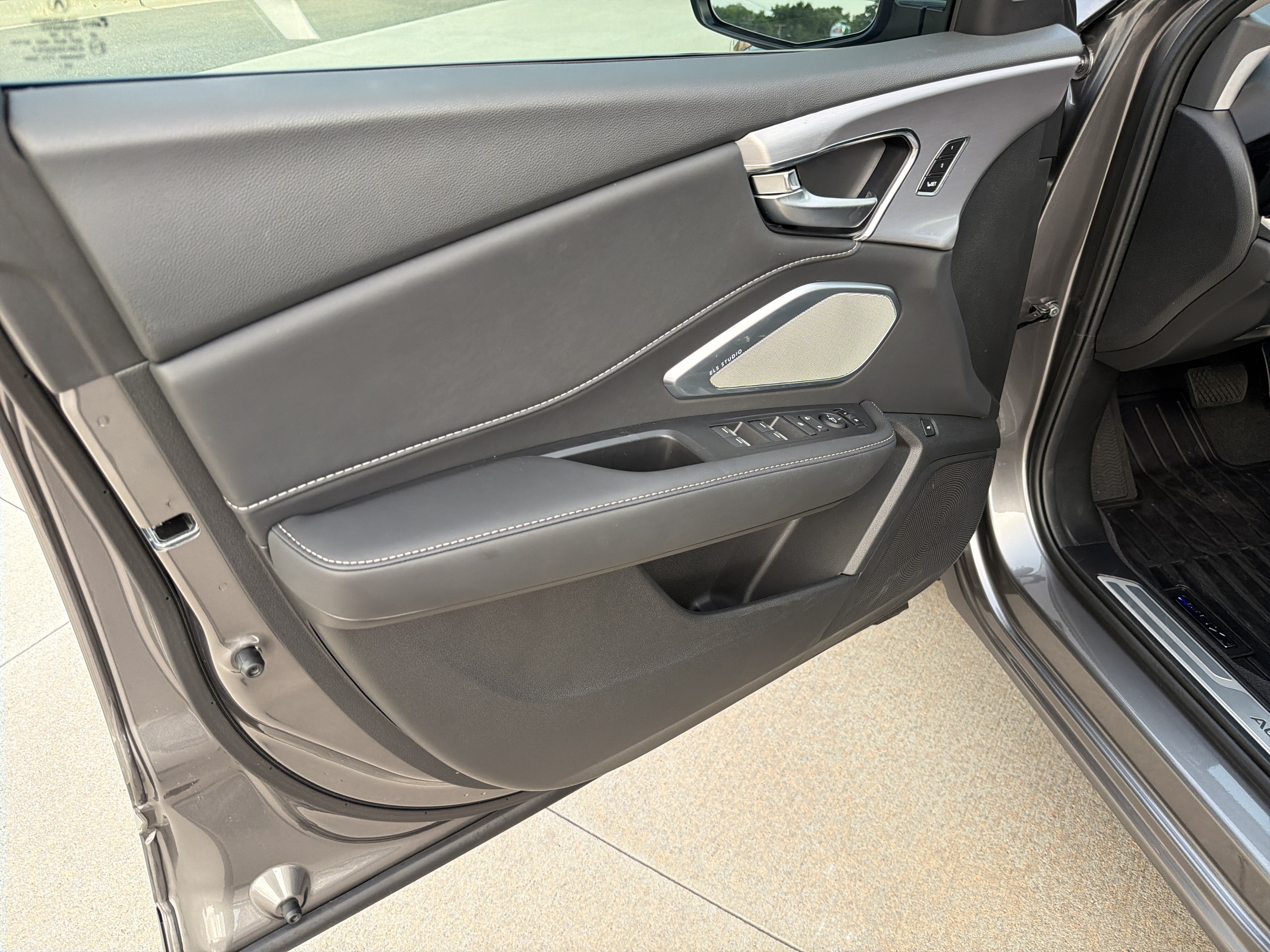 Used 2026 Acura RDX SH-AWD w/ Technology Package image 14