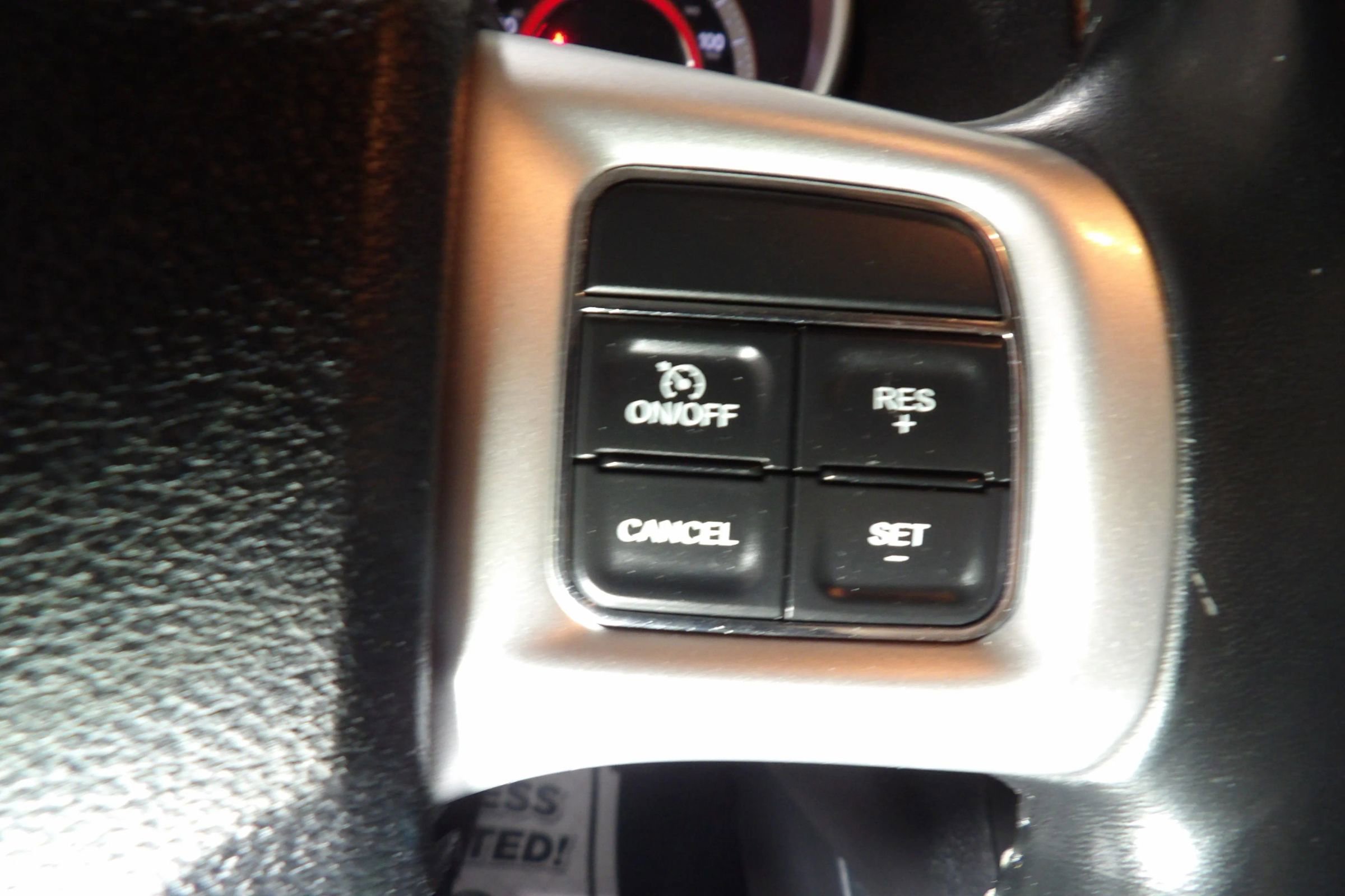 Used 2019 Dodge Journey SE w/ Premium Group FWD image 16