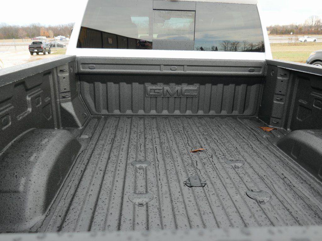 New 2026 GMC Sierra 2500 AT4 w/ AT4 Premium Plus Package image 6