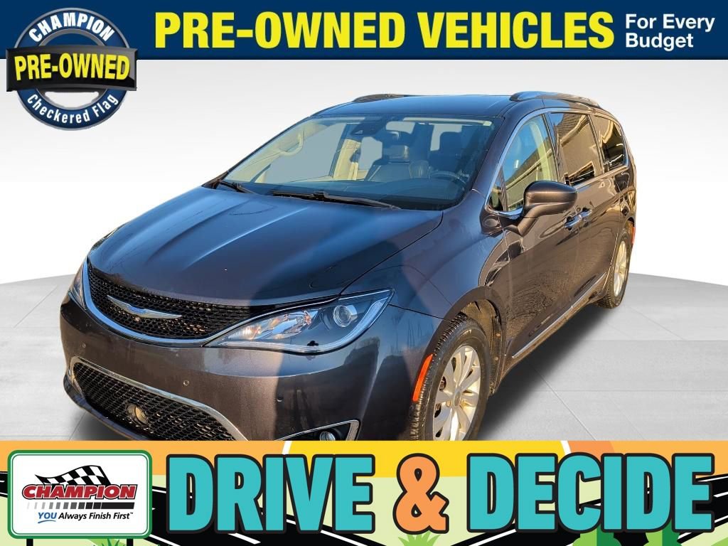 Used 2018 Chrysler Pacifica Touring-L Plus w/ Advanced Safetytec Group