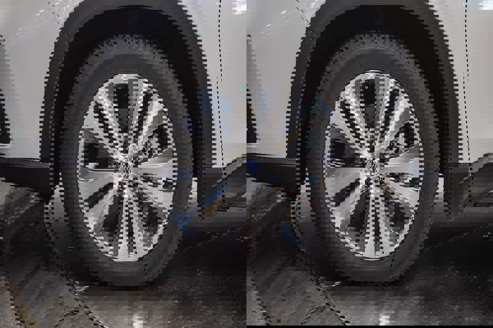 Used 2020 Subaru Ascent Touring w/ Popular Package #2A image 9