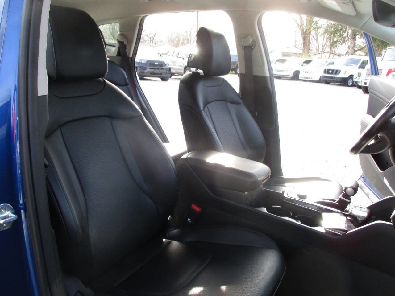 Used 2023 Kia Sportage EX image 23