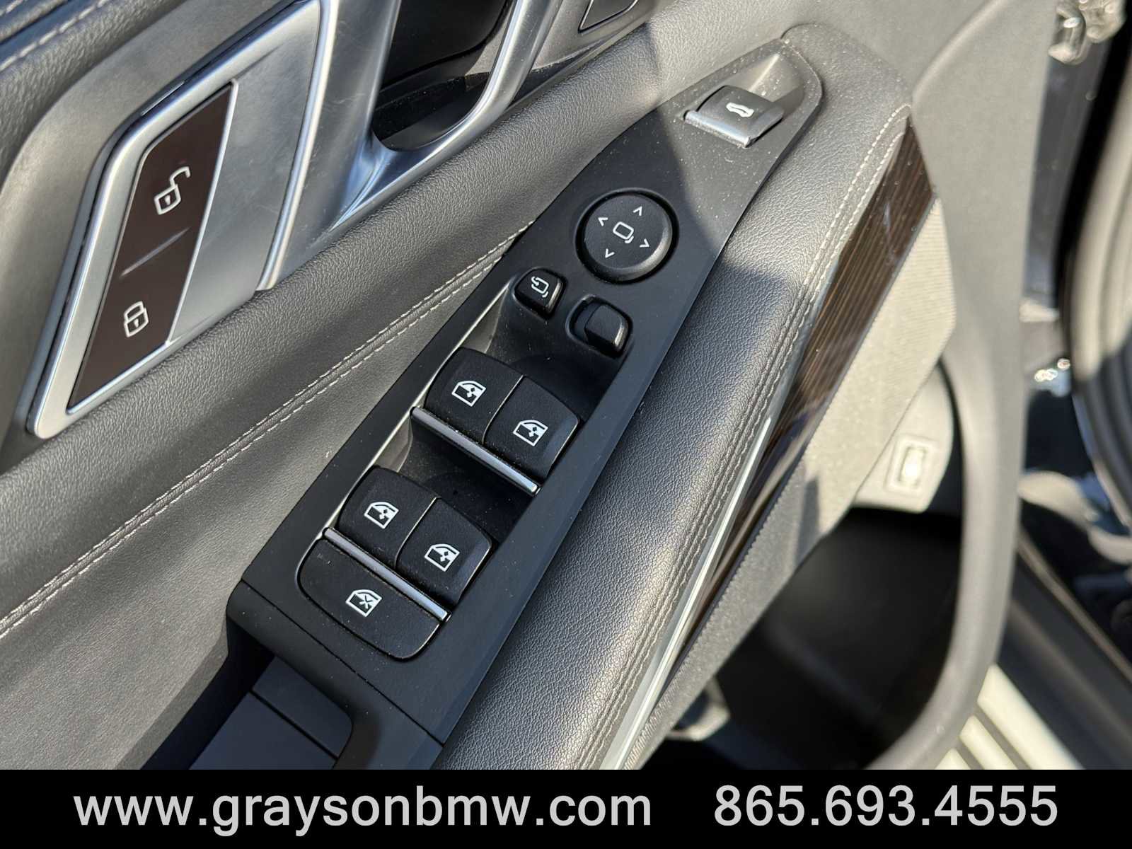 Used 2024 BMW X5 xDrive50e image 14